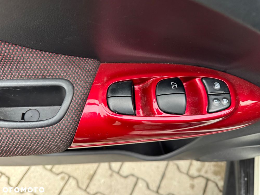 Nissan Juke 1.6 DIG-T Tekna (lea) EU6 - 21