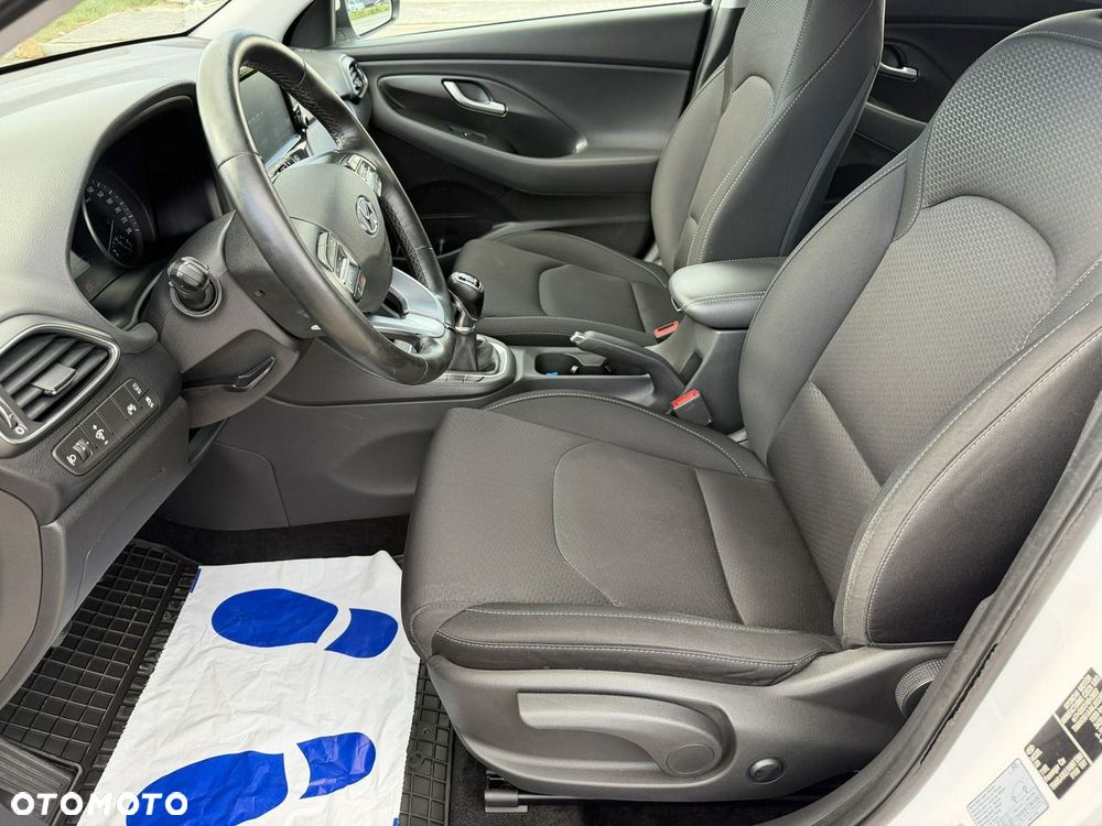 Hyundai i30 - 18