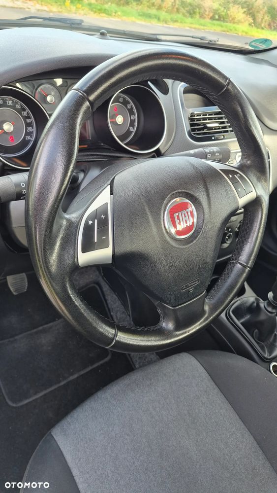 Fiat Punto - 16