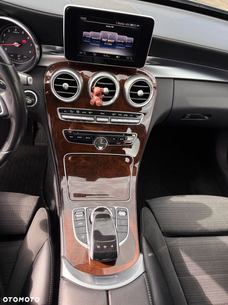 Mercedes-Benz Klasa C 180 7G-TRONIC Exclusive - 15