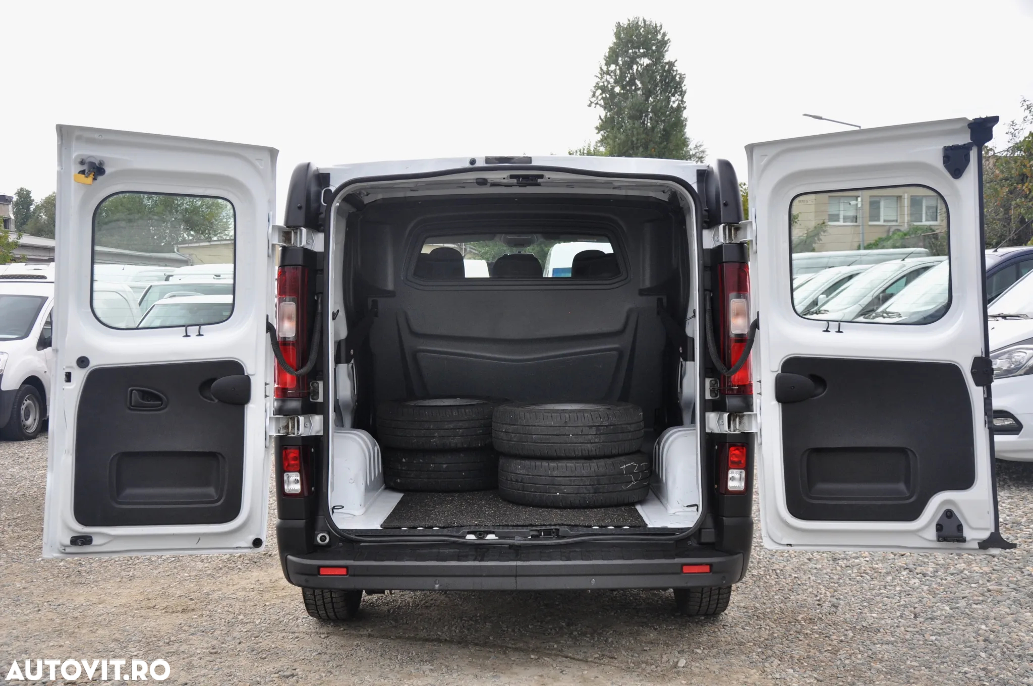 Opel Opel Vivaro Doka 5 Locuri - 7
