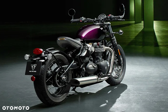 Triumph Bonneville Bobber - 7