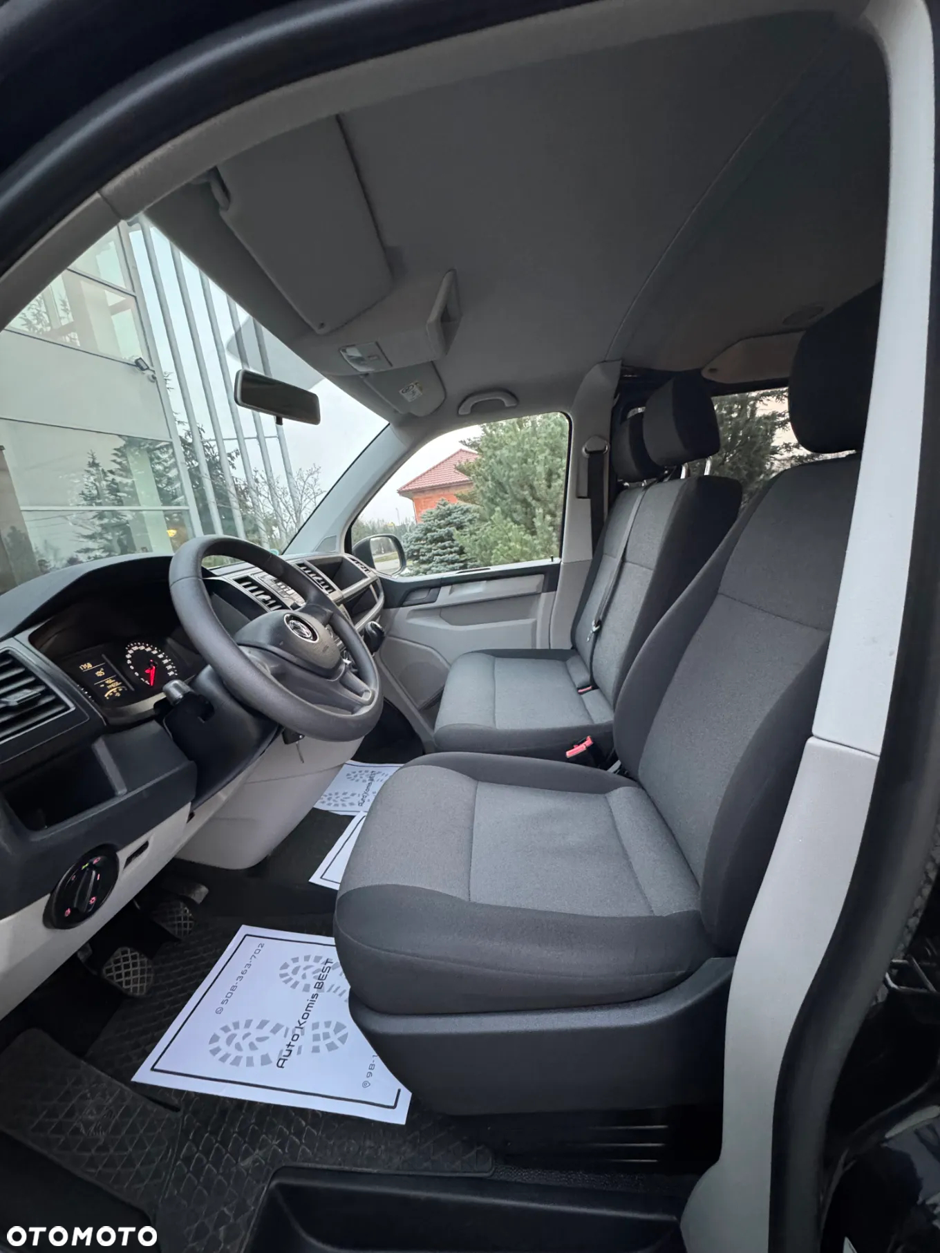 Volkswagen Transporter Caravelle T6.1 Lang Comfortline - 22