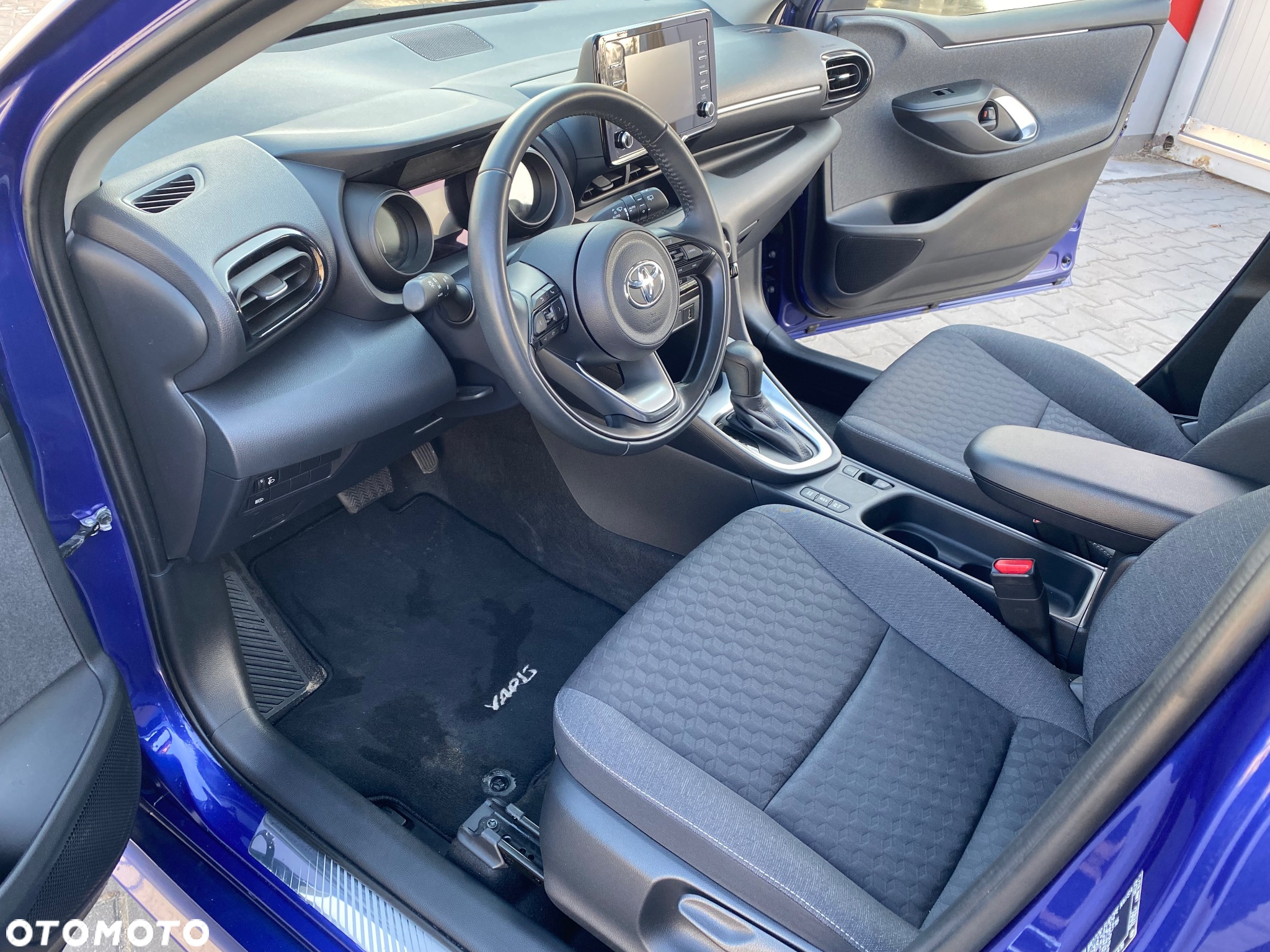 Toyota Yaris Hybrid 1.5 VVT-i Premiere Edition - 5