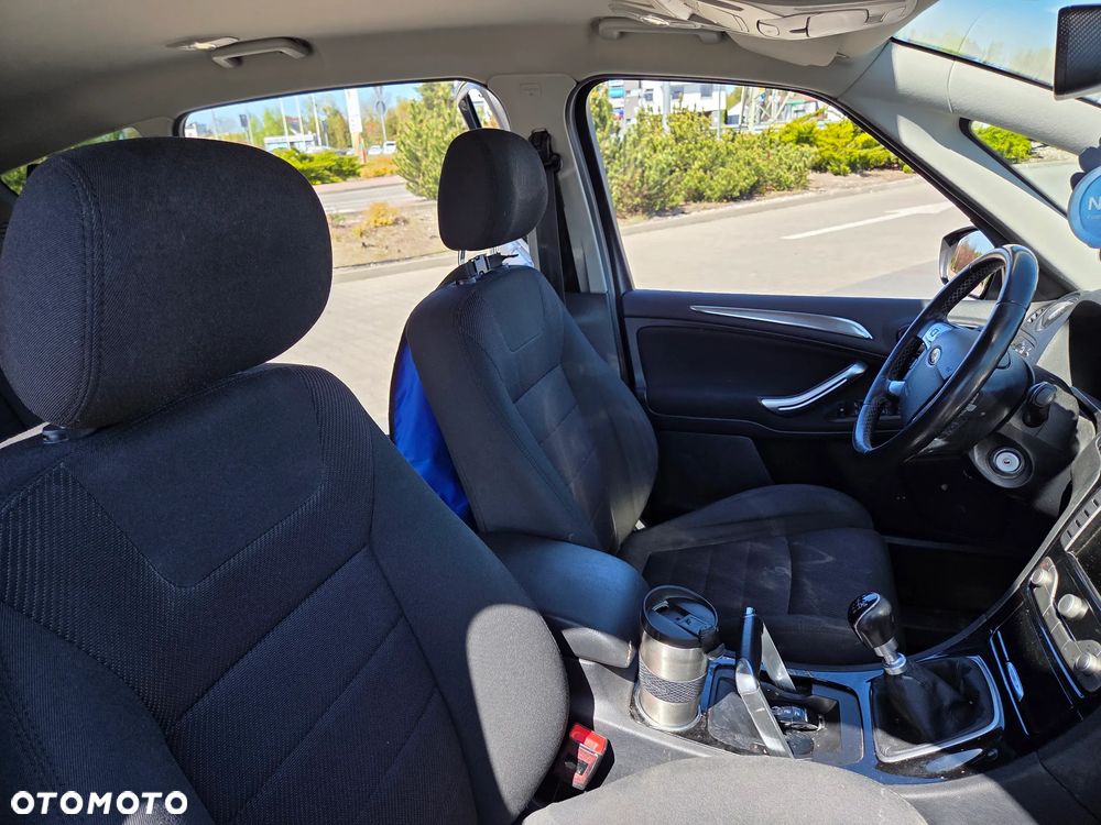 Ford S-Max 2.0 TDCi DPF Titanium - 33