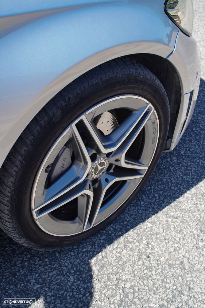 Mercedes-Benz C 200 d AMG Line - 4