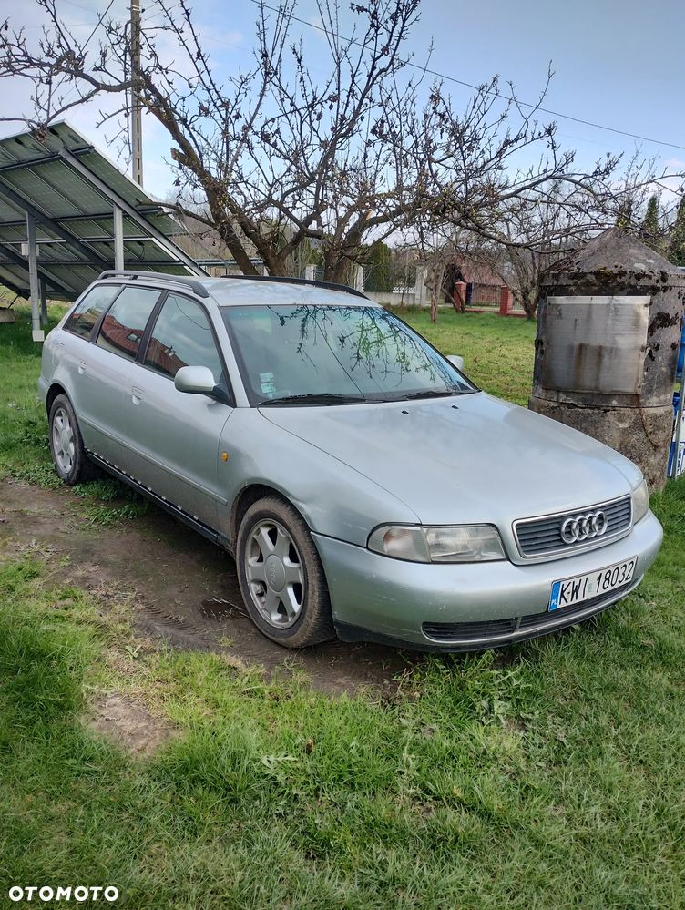 Audi A4 Avant - 1