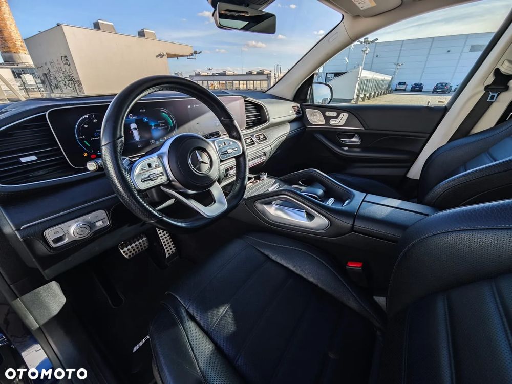 Mercedes-Benz GLS - 16