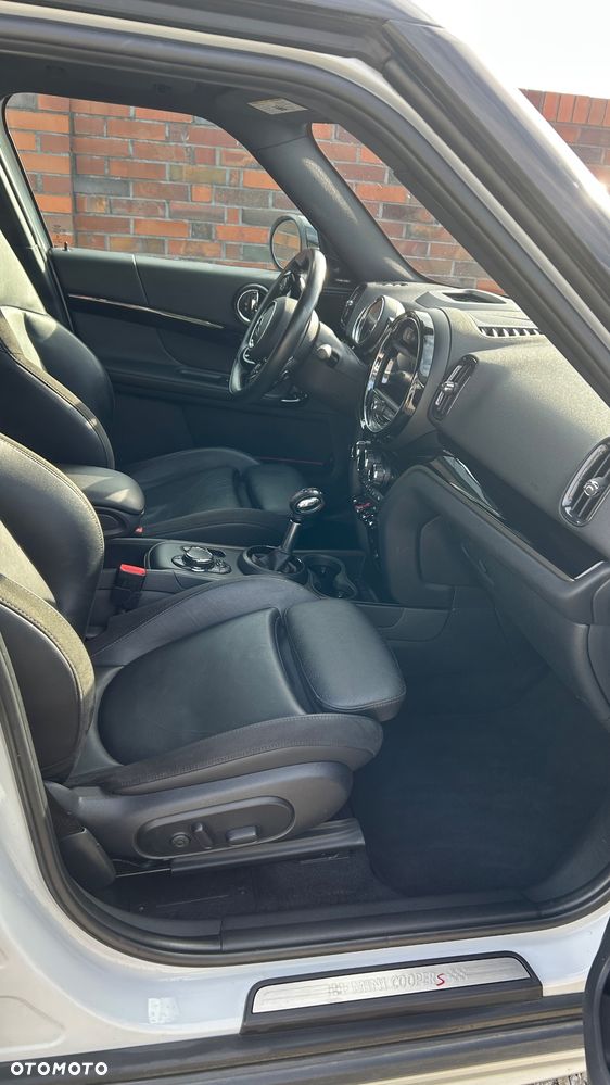 MINI Countryman - 28