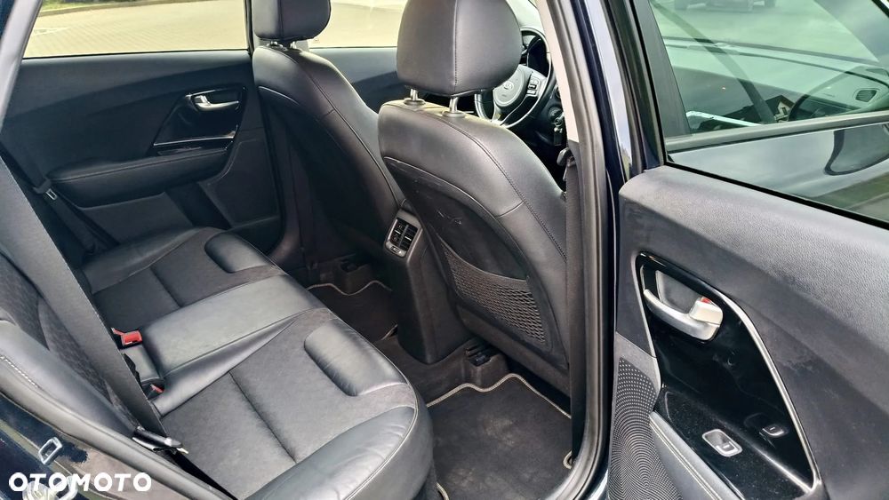 Kia Niro 1.6 GDI Plug-in Hybrid L - 15