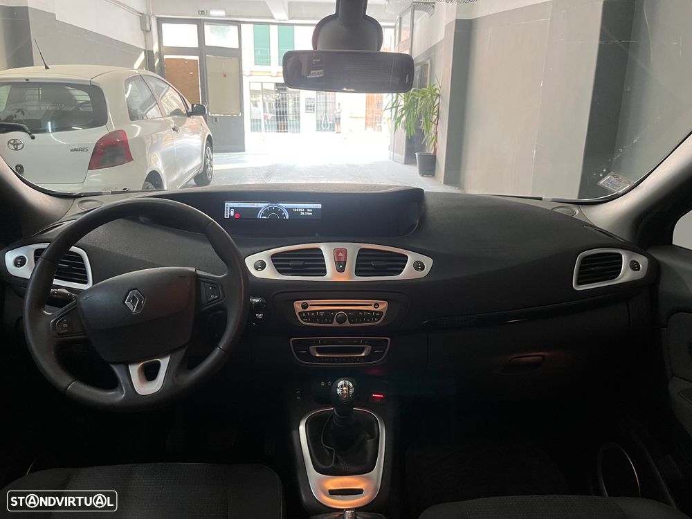 Renault Grand Scénic 1.5 dCi Dynamique S 7L - 40