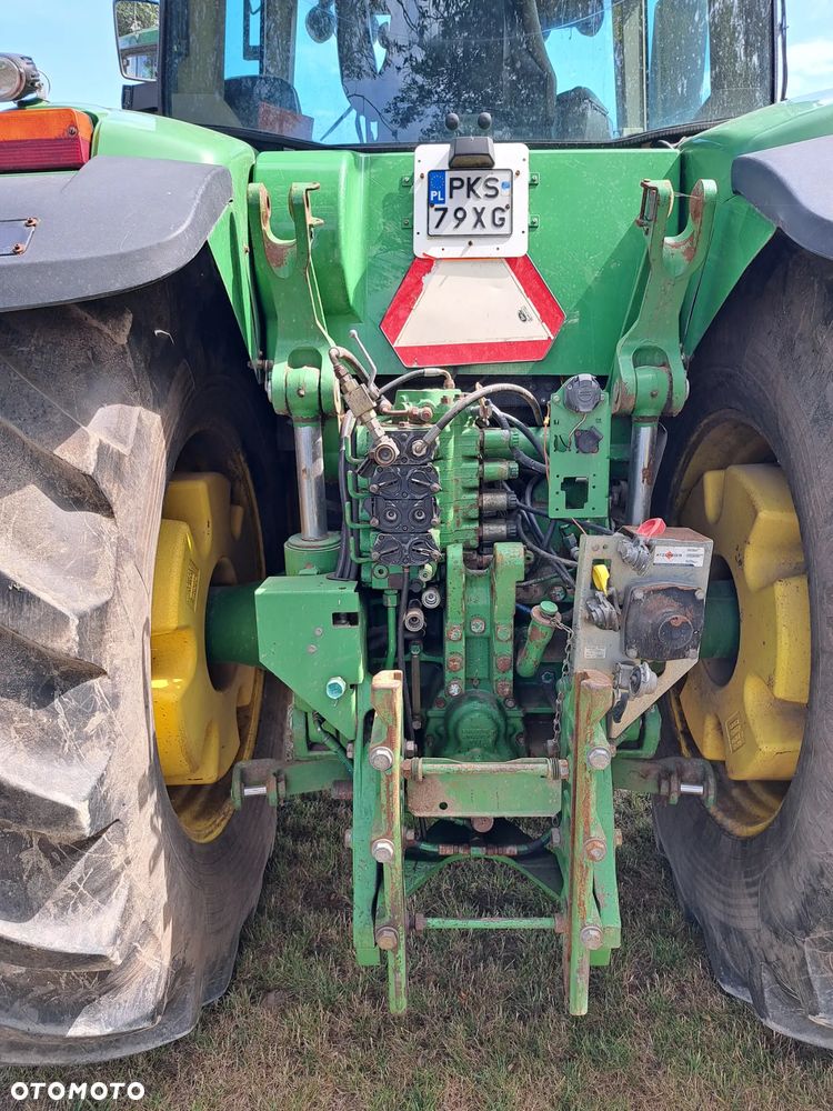 John Deere 8520 - 9