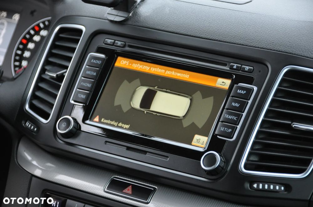 Volkswagen Sharan 2.0 TDI DSG BlueMotion Technology Comfortline - 31