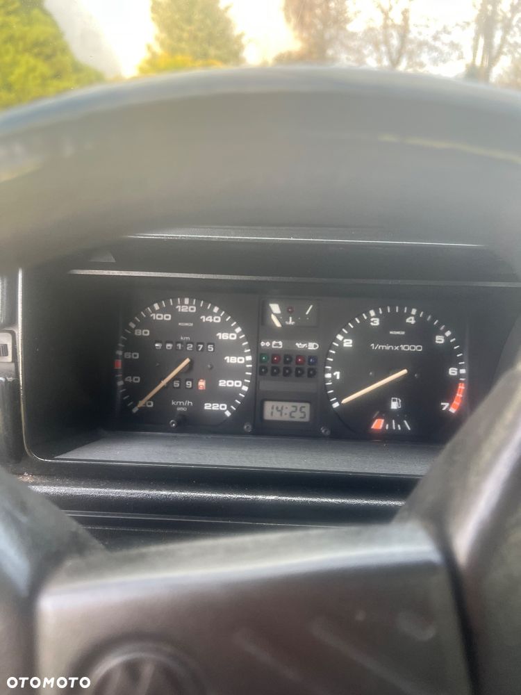 Volkswagen Golf - 8