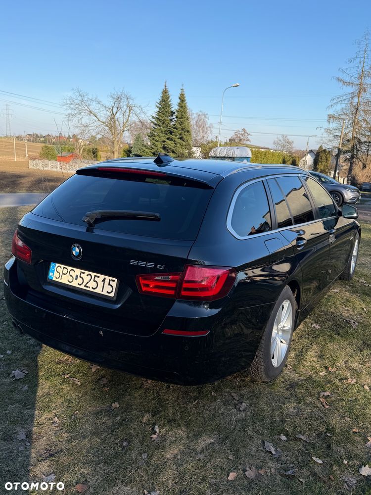 BMW Seria 5 525d - 6