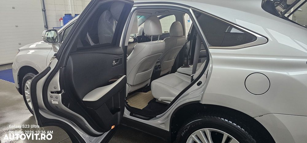 Lexus Seria RX - 33