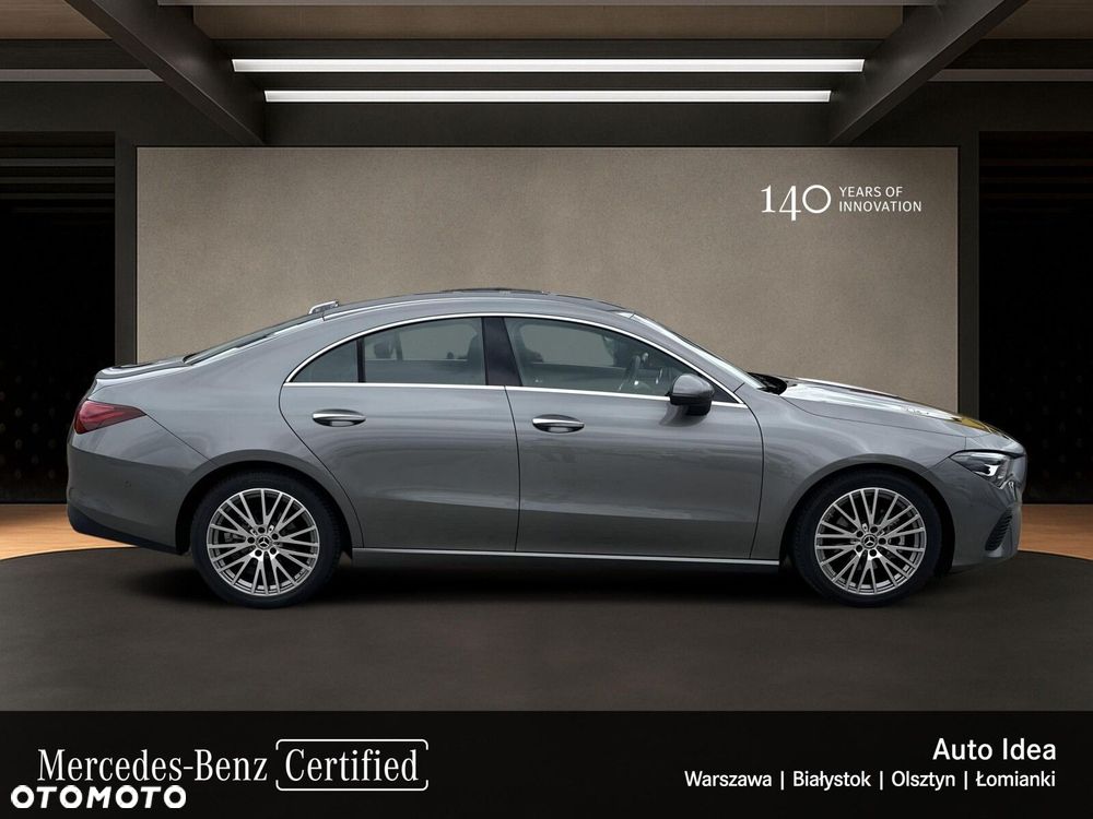 Mercedes-Benz CLA 180 Progressive 7G-DCT - 7