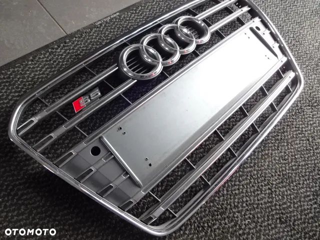 Atrapa Grill Audi S5 8T0.853.651.M - 2