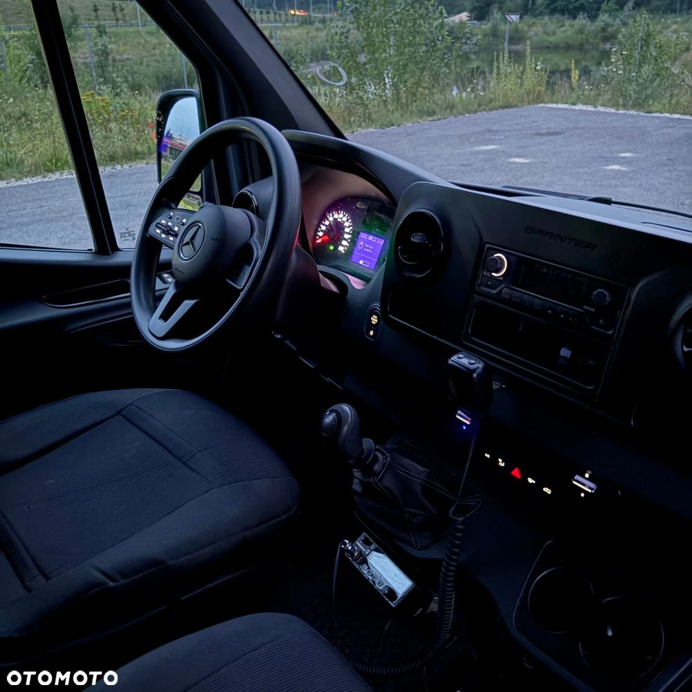 Mercedes-Benz Sprinter - 3