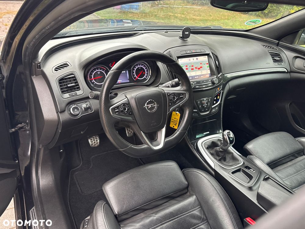 Opel Insignia 2.0 T Cosmo S&S - 30