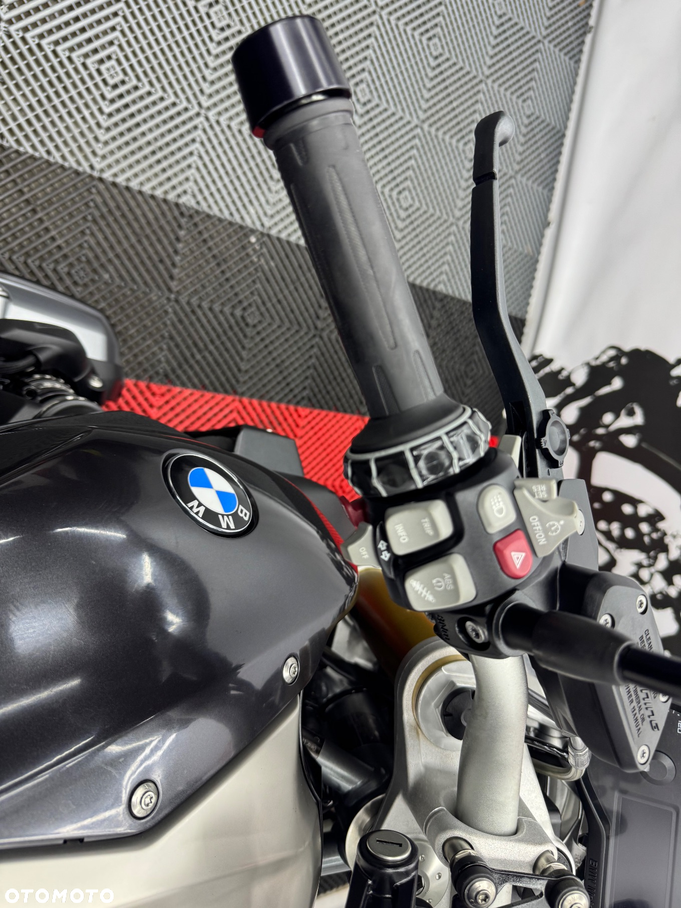 BMW R - 27