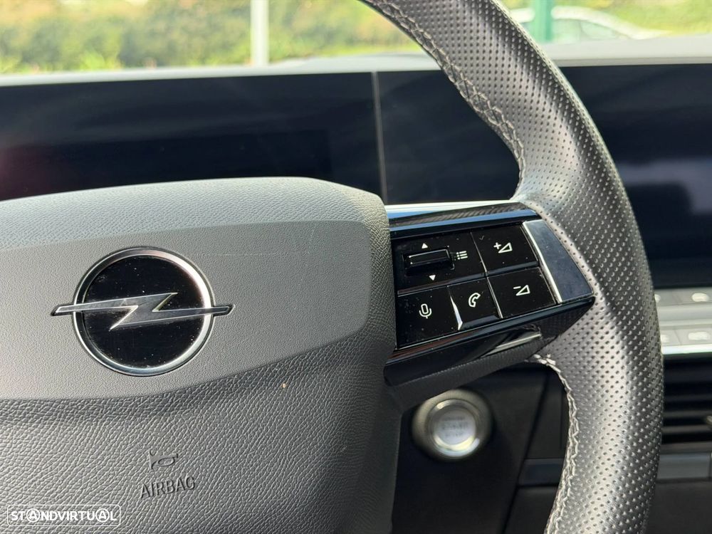 Opel Astra 1.2 T GS Line - 13