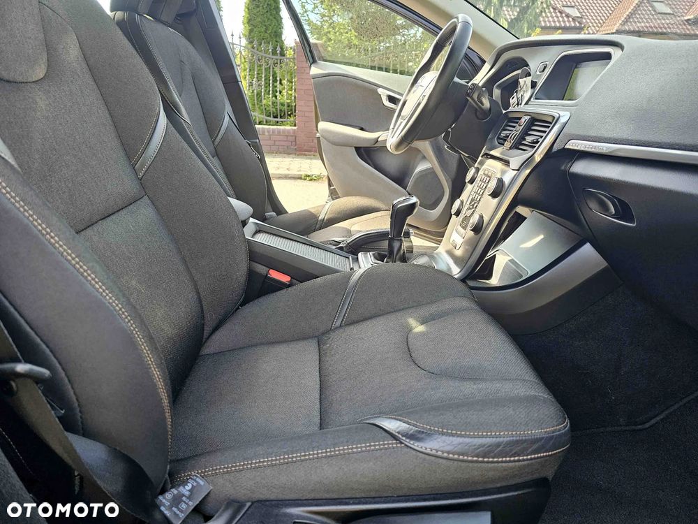 Volvo V40 Cross Country D3 Pro - 22