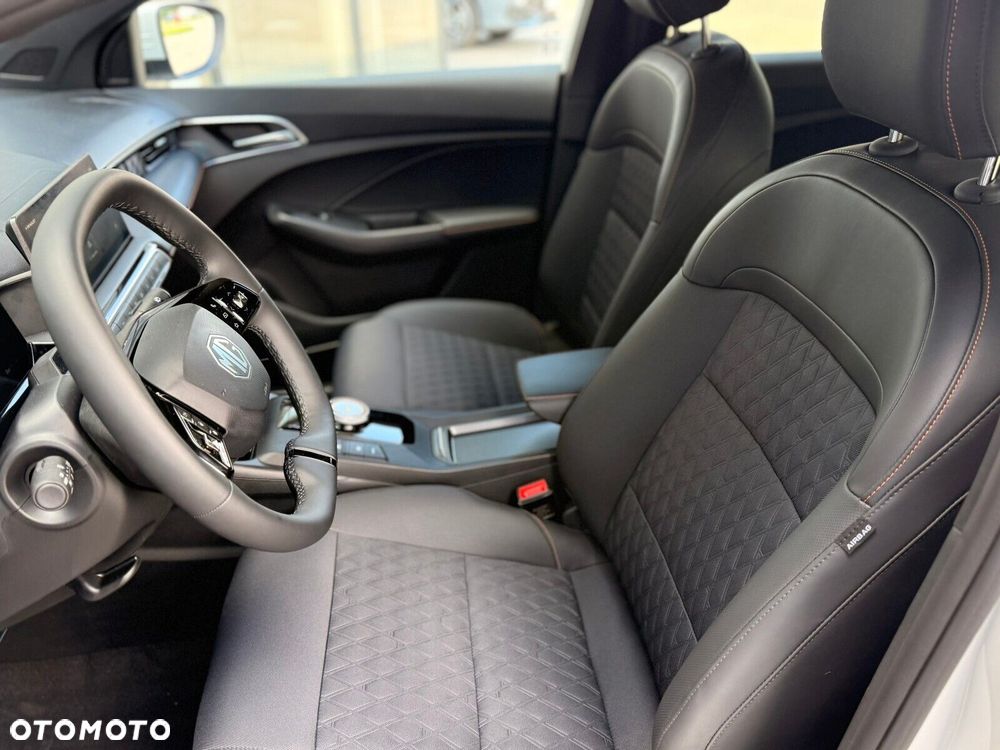 MG MG3 1.5 HEV+ Exclusive - 20