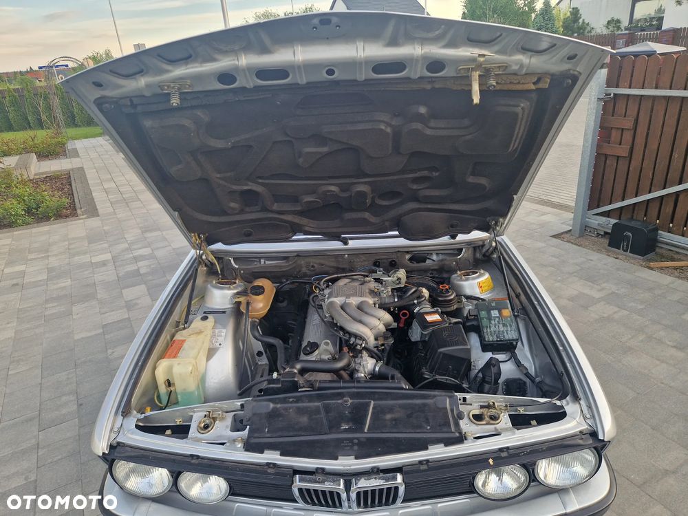 BMW Seria 5 - 32