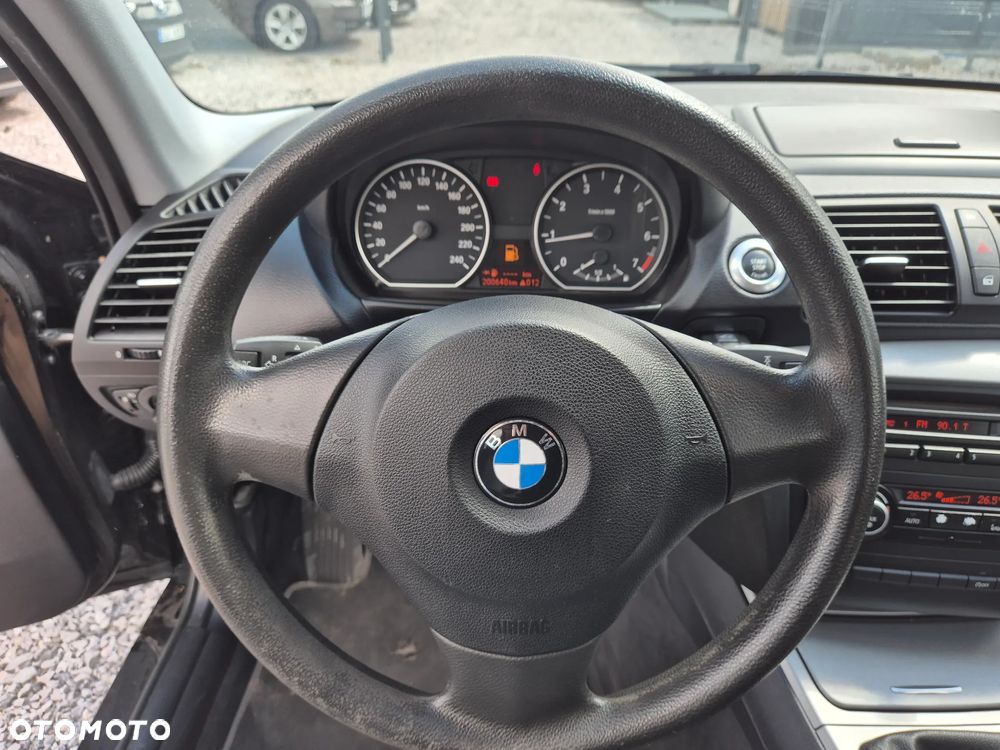 BMW Seria 1 - 29