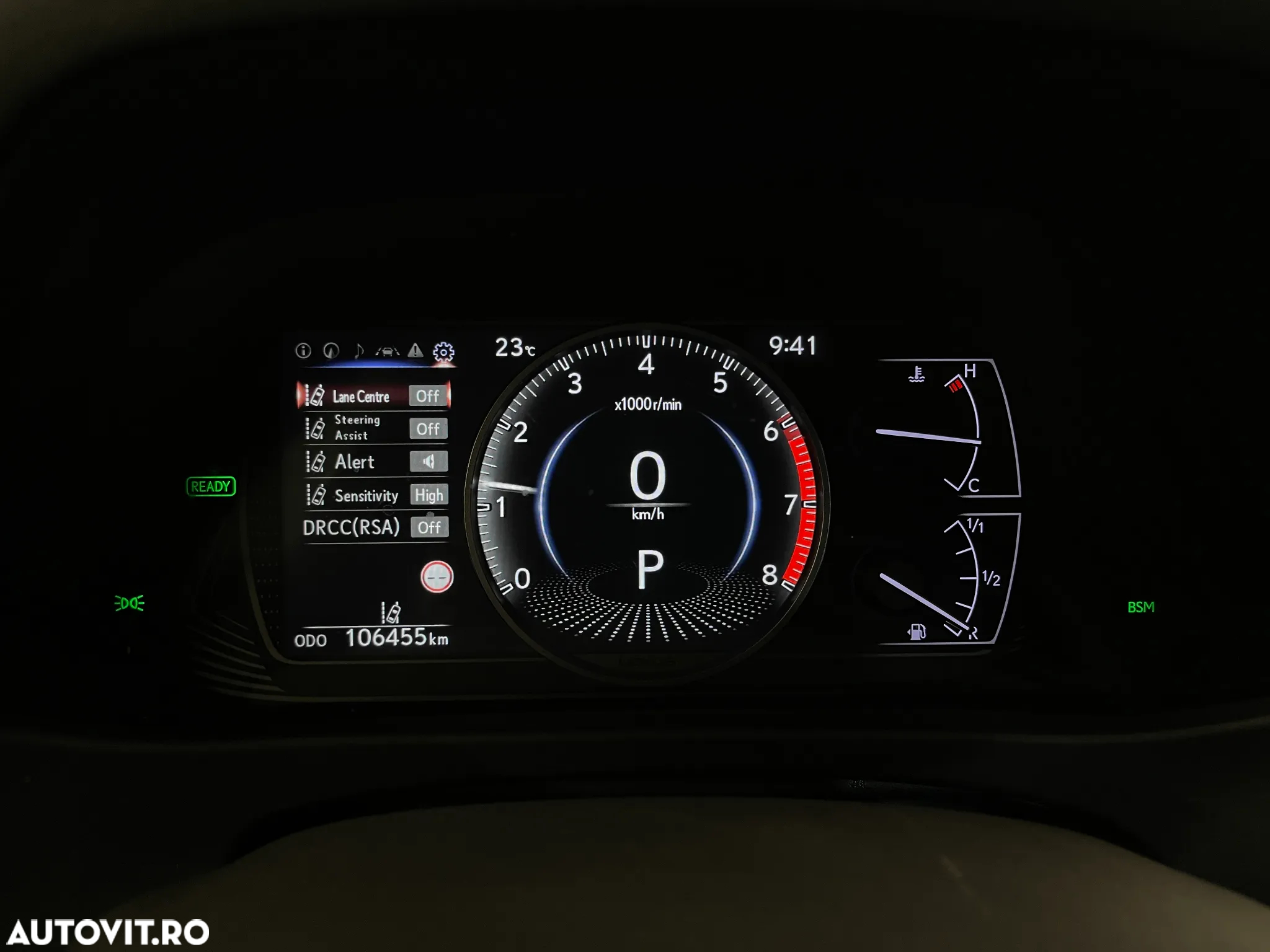 Lexus UX 250h 2.0L HEV 20H- (178 HP) 4X4 CVT Luxury - 32
