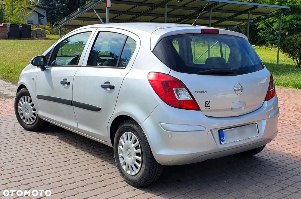 Opel Corsa 1.0 12V Essentia - 6