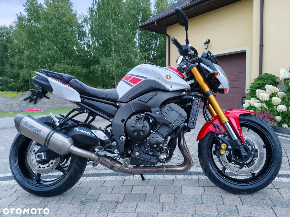 Yamaha FZ8 - 5