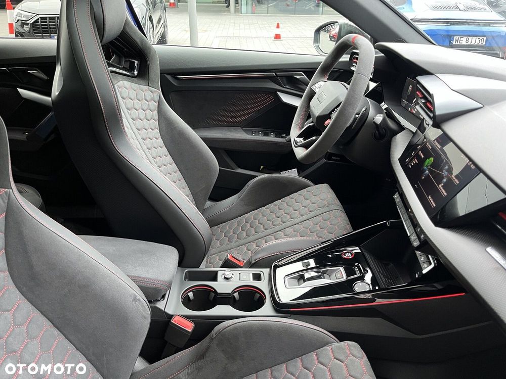 Audi RS3 Sportback - 17