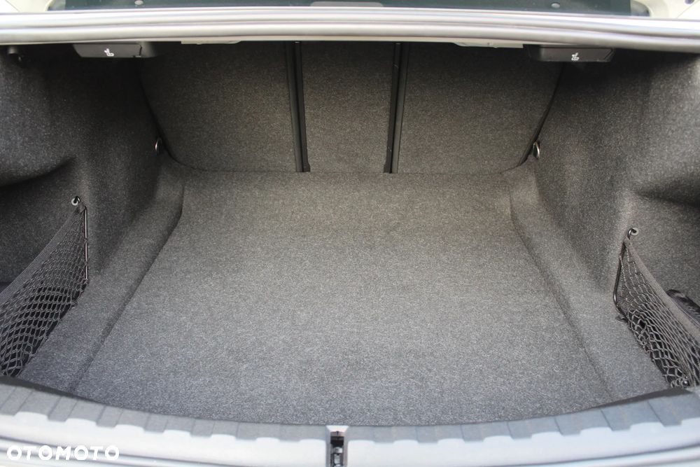 BMW Seria 3 318i Advantage sport - 40