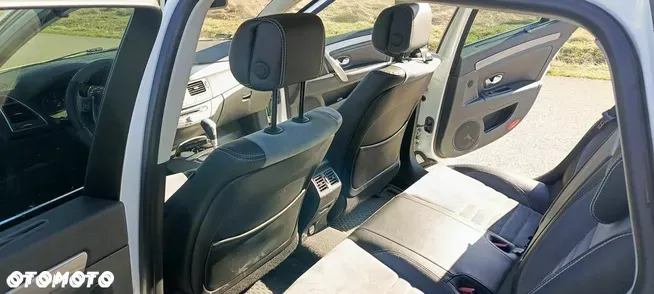Renault Laguna 2.0 dCi Bose Edition - 12