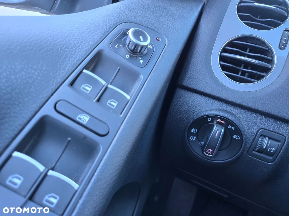Volkswagen Tiguan 2.0 TDI DPF 4Motion DSG Exclusive - 11