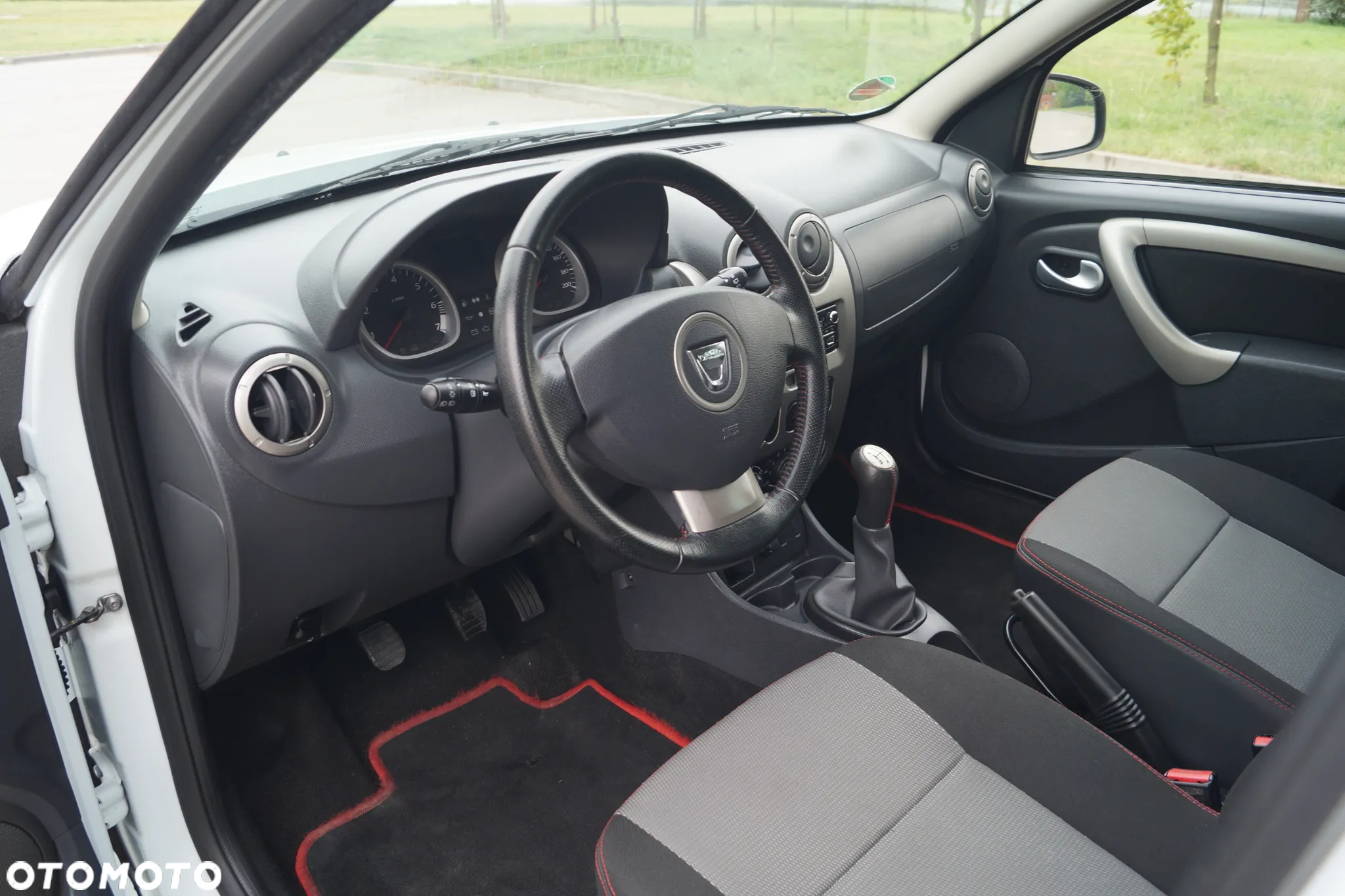 Dacia Duster 1.6 - 5