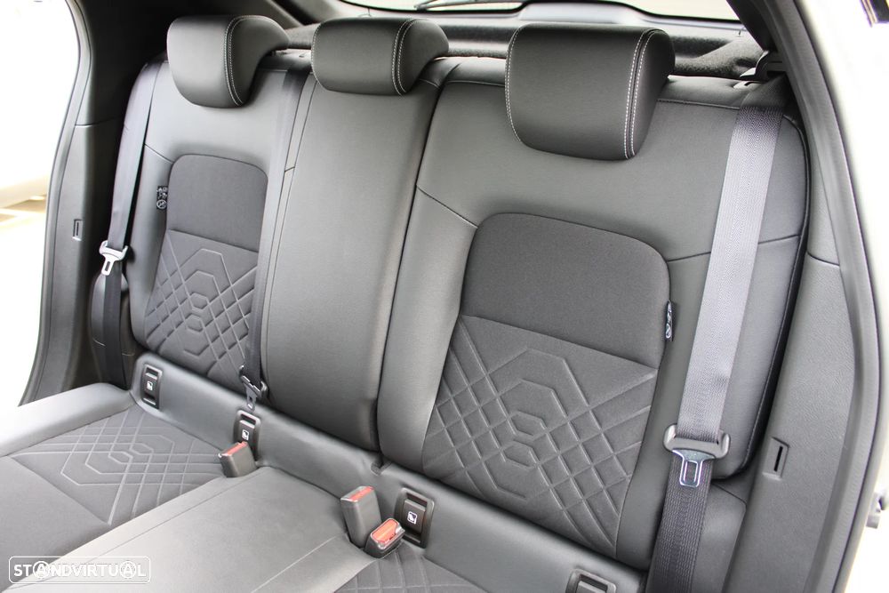 Nissan Juke 1.0 DIG-T Tekna - 32