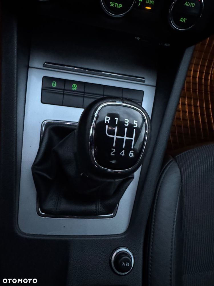 Skoda Octavia 1.4 TSI Green tec Edition - 28