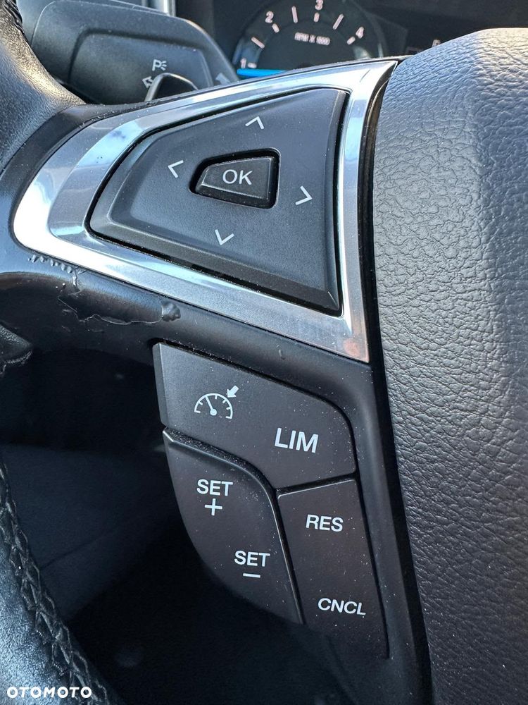 Ford Mondeo 2016
