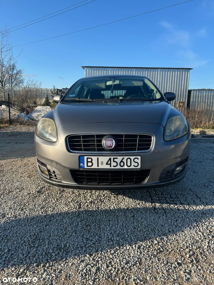 Fiat Croma 1.9 JTD Business - 2
