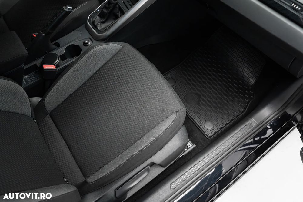 Volkswagen Polo 1.0 TSI DSG Life - 32