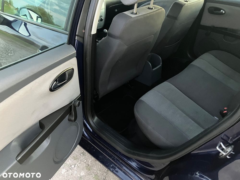 Seat Leon 1.6 Comfort Limited - 8