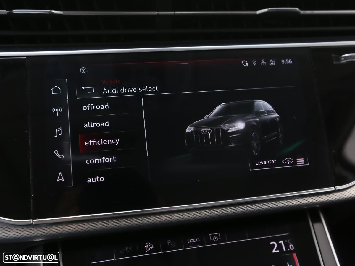 Audi Q7 55 TFSIe quattro Tiptronic - 30