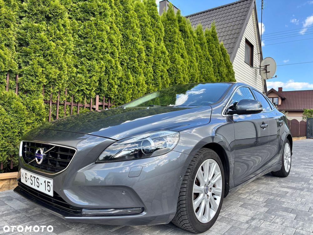 Volvo V40 - 2