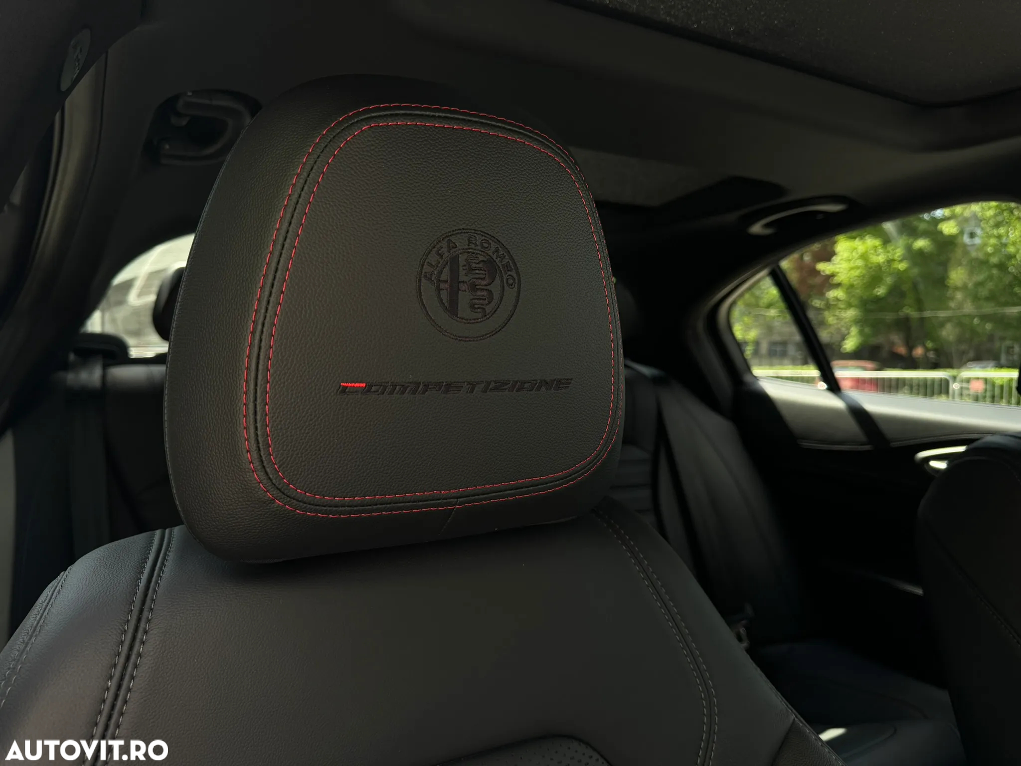 Alfa Romeo Giulia 2.0 Turbo 16V AT8-Q4 Competizione - 18