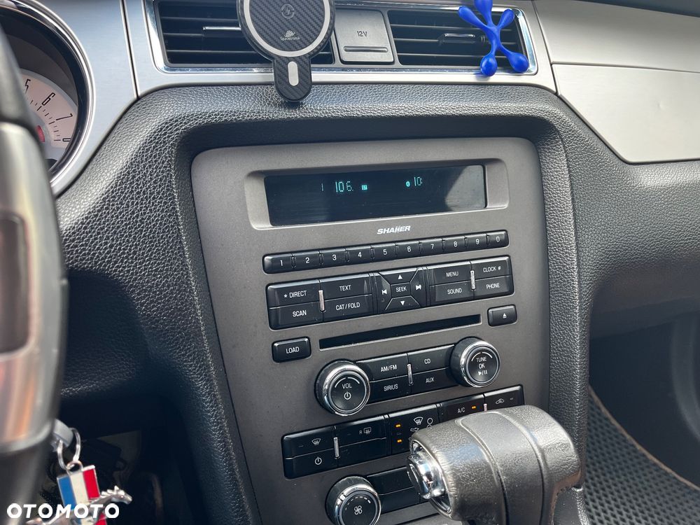 Ford Mustang 3.7 V6 Premium - 14