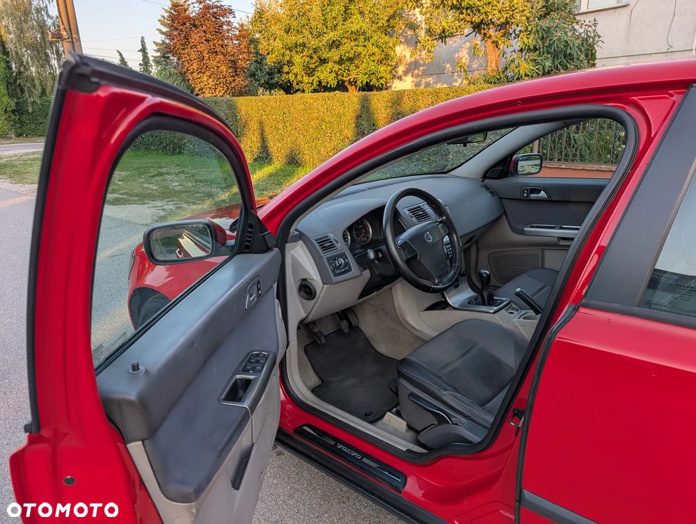 Volvo S40 2.0D - 10