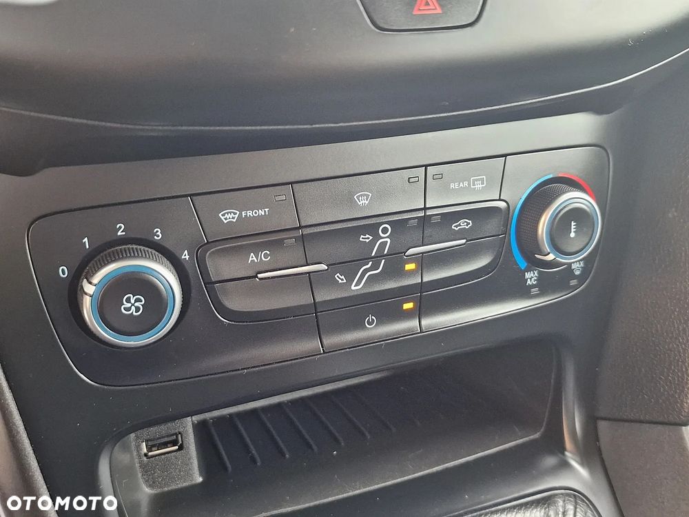 Ford Focus - 16